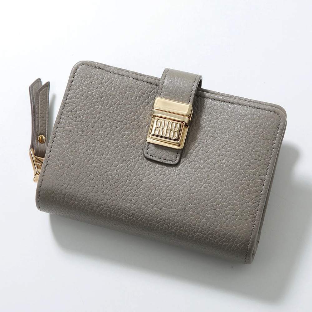 Miu Miu Bi fold Wallet Leather